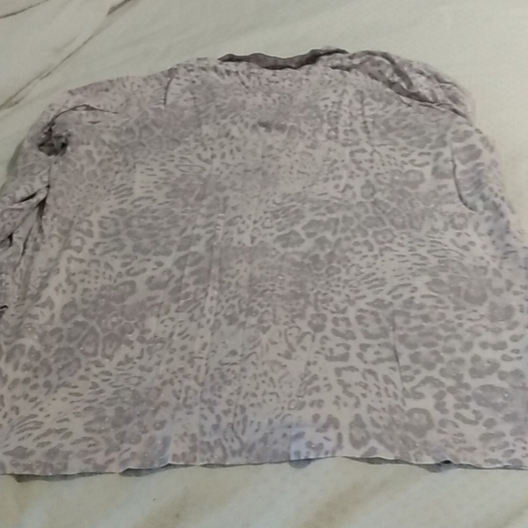 VS purple leopard pajamas - Picture 11 of 12